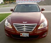 27 Aug. 2009 - Genesis sedan with front wing badge -3A.webp