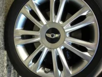 18 Inch V6 Cap on V8 Wheel.webp