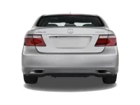 lexus_09ls_rearview_Large.webp