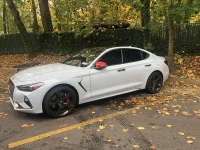genesis-g70-red-vinyl-mirrors2.webp genesis-g70-red-vinyl-mirrors2.webp