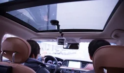 2015Genesis.Panoramicroof.webp