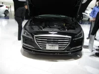 2015 V6 front.webp