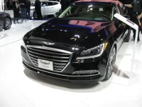 2015 V6 front-2.webp