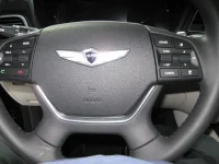 2015 V6 steering wheel.webp