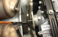 disconnected driveshaft.webp disconnected driveshaft.webp