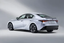 2021-Lexus-IS-F-SPORT-003-600x400.webp