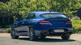 2021-genesis-g70-shooting-brake-and-g70-facelift-get-rendered_1.webp