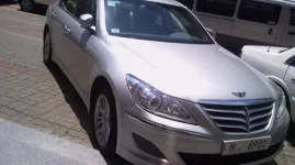 2011-Hyundai-Genesis-Sedan-7.webp