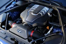 2015-hyundai-genesis-sedan-v8-engine.webp
