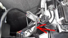 Sealing ring over cables.webp