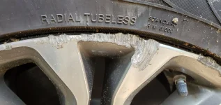 Scratch Hyundai Wheel.webp