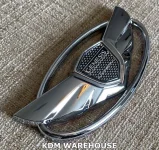 new-genesis-coupe-badge-emblem-chrome-2_1000x945.jpg