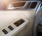genesis-hyundai-2015-interior-6.webp
