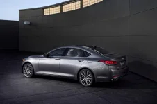 2015-hyundai-genesis-rear.webp