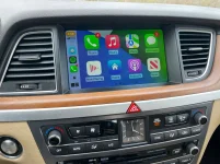 CarPlay on 2015 Genesis.webp