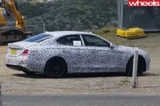 hyundai-genesis-g70-side.webp
