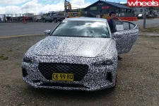 hyundai-genesis-g70-front.webp