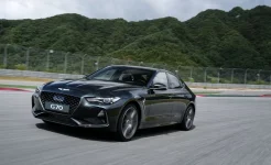 2019-Genesis-G70-201.webp