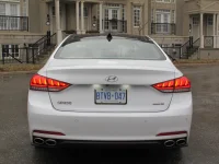 hyundai-genesis-v8-ultimate-rear.webp
