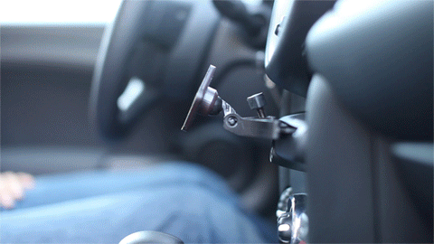 IGG_8_HoldPhoneVideo3_3277_zps1a015d9a.gif