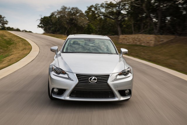 2015-lexus-is_100484639_m.jpg