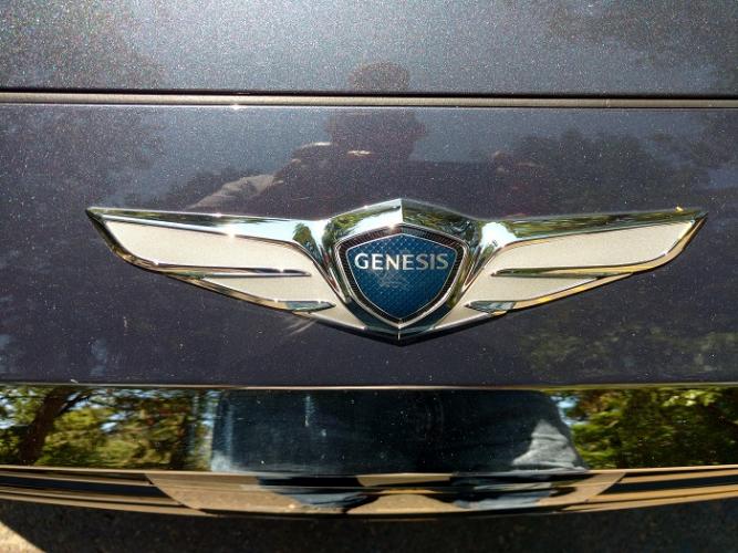 2017_genesis_g90_drive_review_mccants.jpg