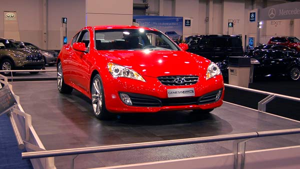 012509_auto_hyundaigenesis.jpg