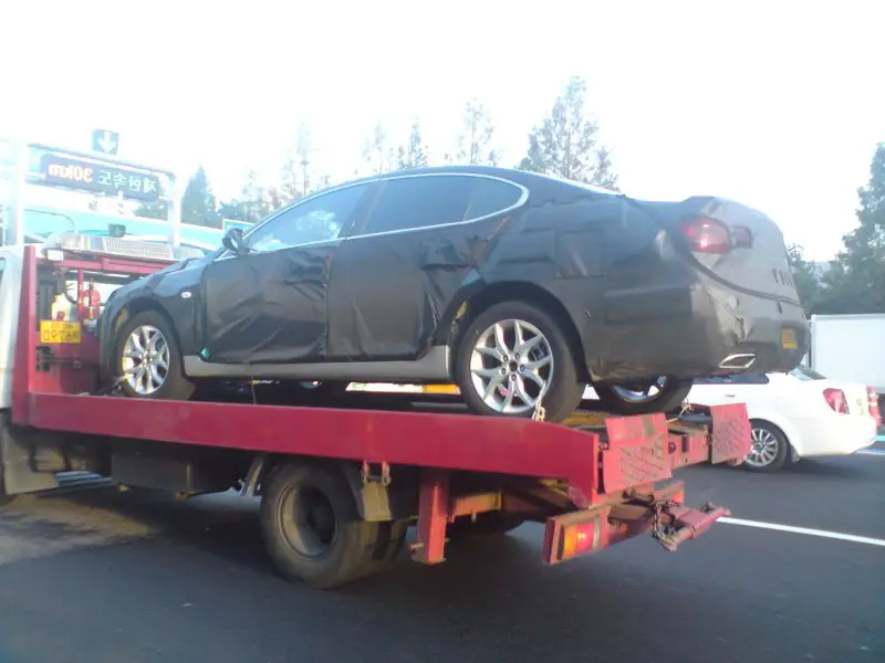 2010-kia-vg-1.jpg