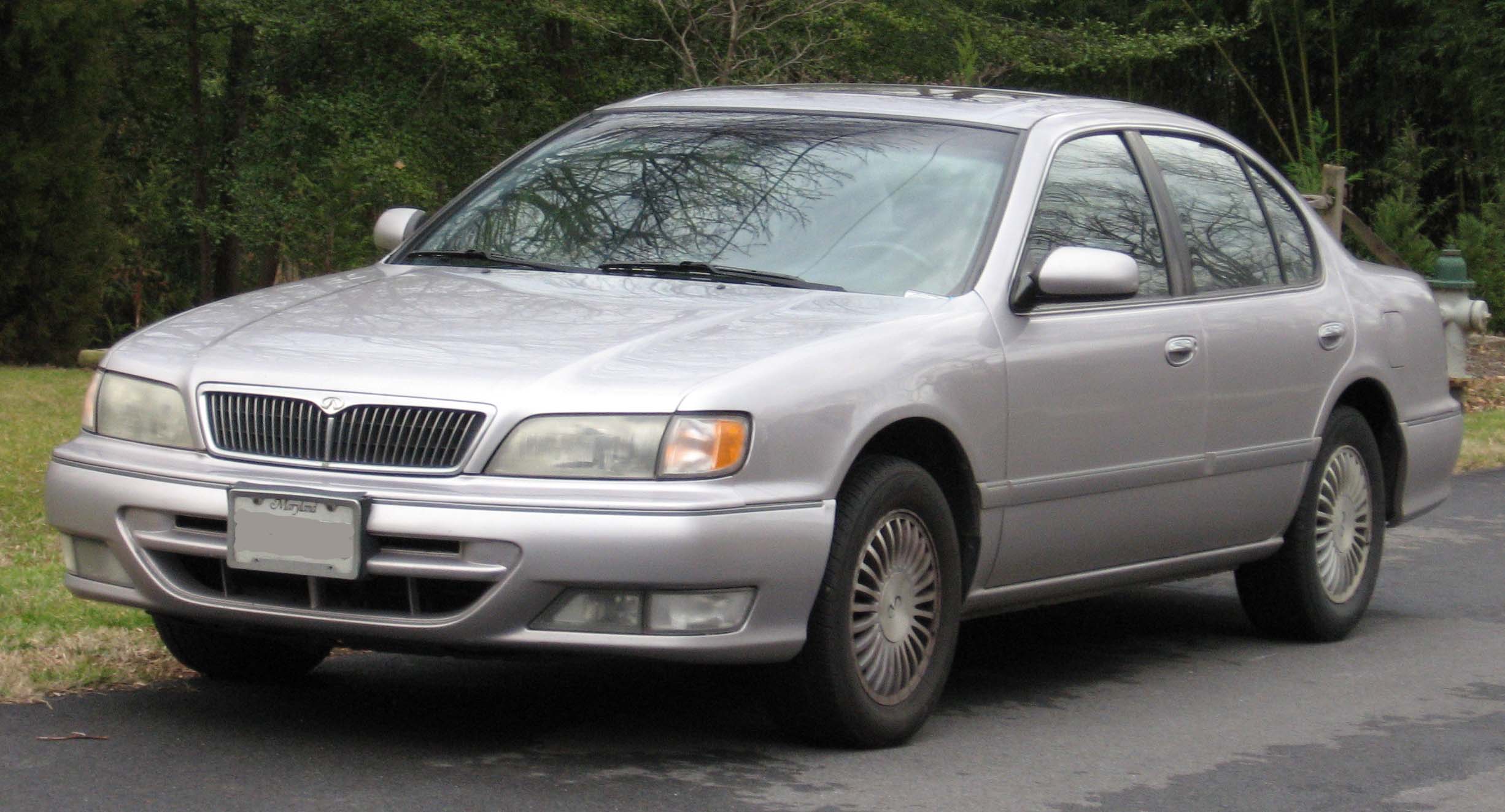 1st-Infiniti-I30.jpg