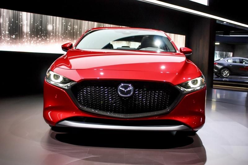 2019-mazda3-26_800x0w.jpg