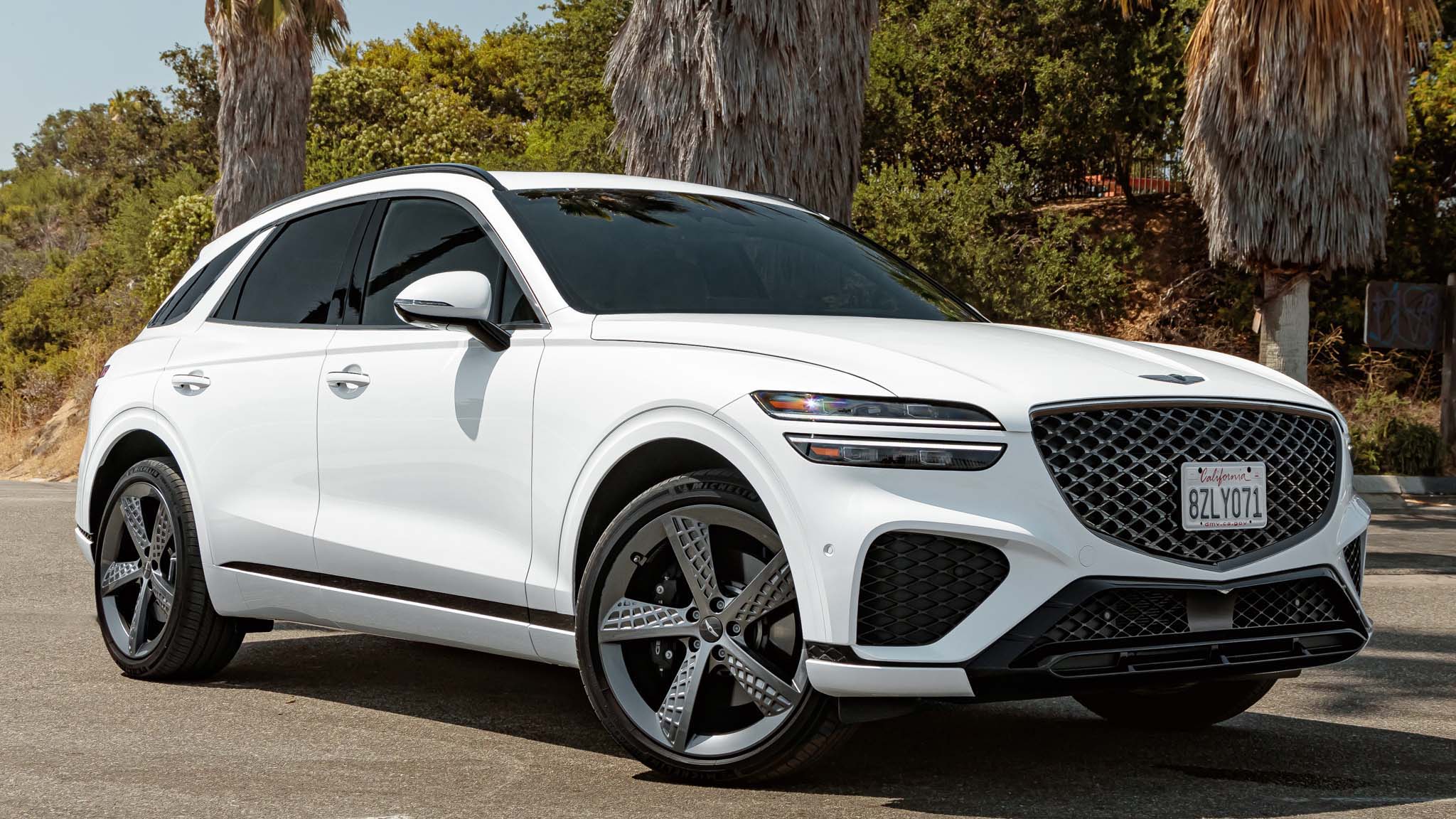 www.motortrend.com